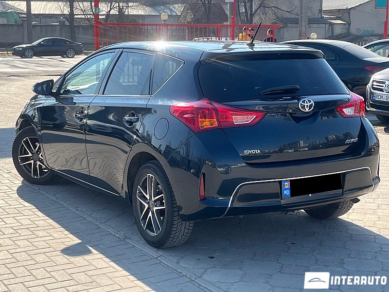 Toyota Auris 4 toyota auris 2015