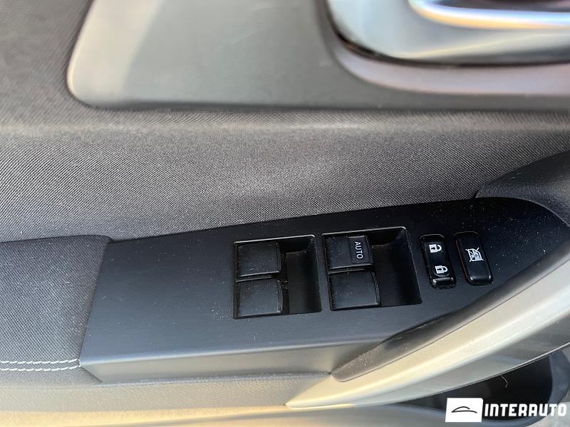 Toyota Auris 6 toyota auris 2015