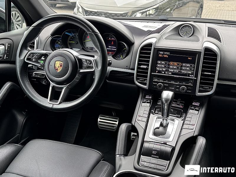 Porsche Cayenne S Hybrid 11 porsche cayenne s hybrid 2016