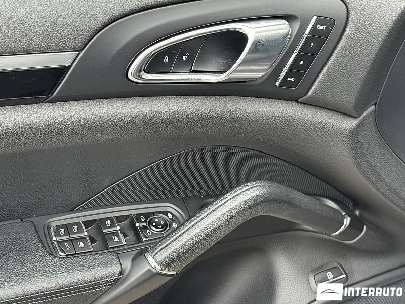 Porsche Cayenne S Hybrid 15 porsche cayenne s hybrid 2016