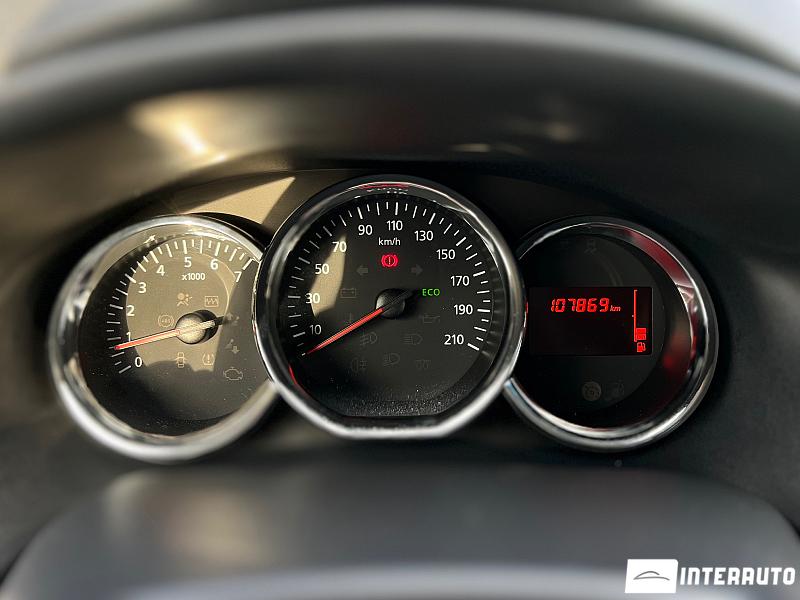 Dacia Sandero 8 dacia sandero 2016