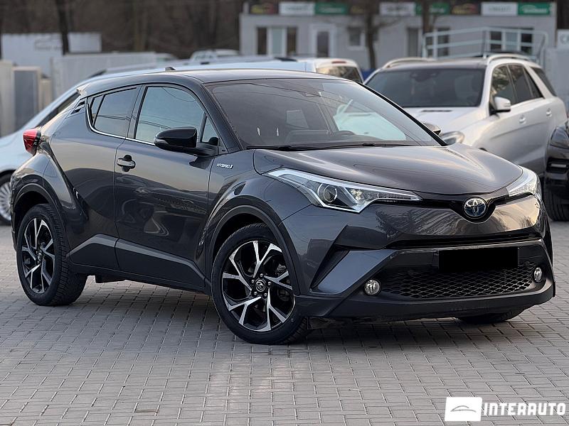 Toyota C-HR 3 toyota c-hr 2019