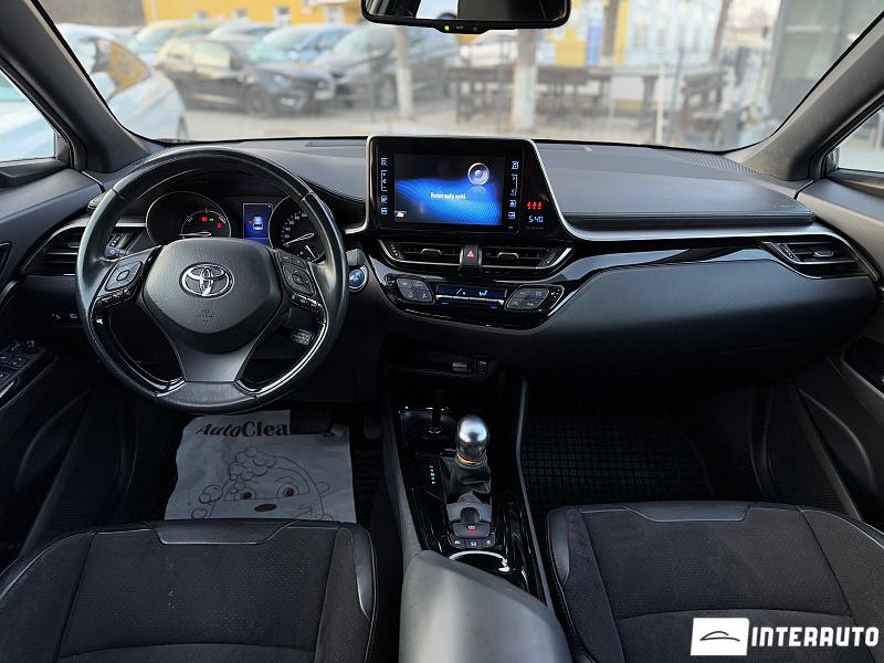 Toyota C-HR 10 toyota c-hr 2019