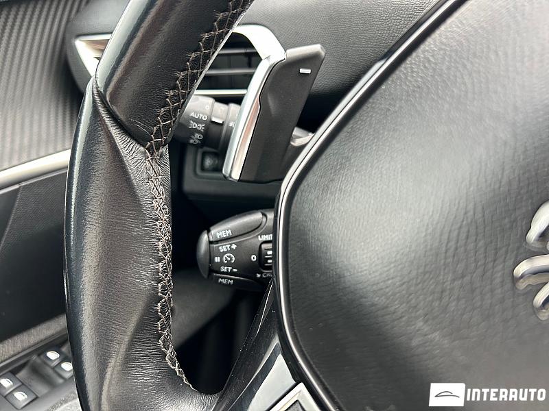 Peugeot 3008 8 peugeot 3008 2018