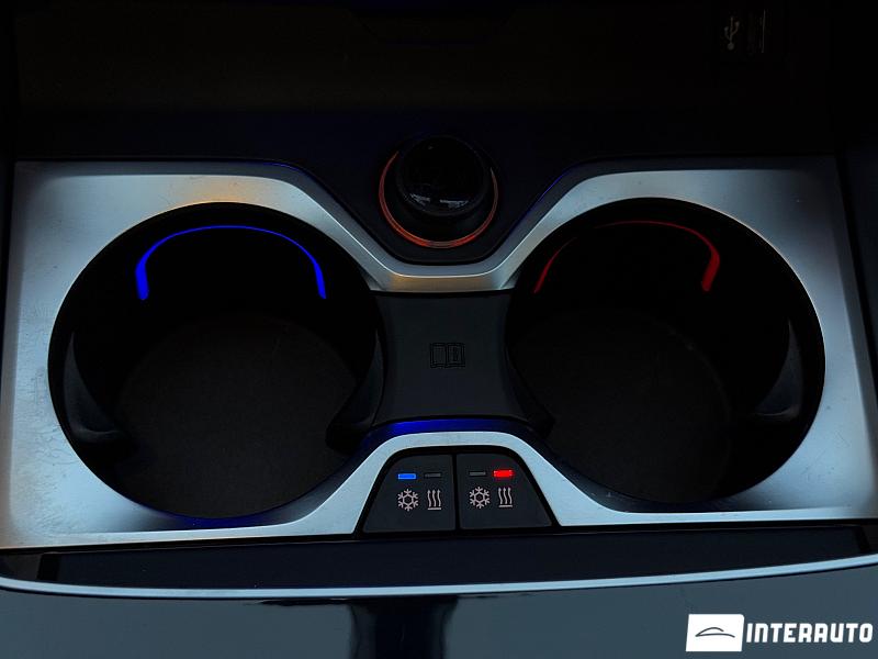 BMW X6 4.0i 27 bmw x6 4.0i 2022