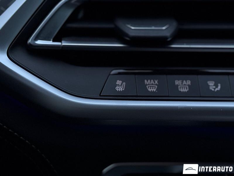 BMW X6 4.0i 25 bmw x6 4.0i 2022