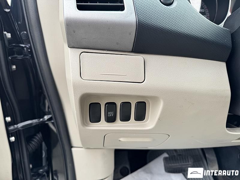 Mitsubishi Outlander XL 18 mitsubishi outlander xl 2007