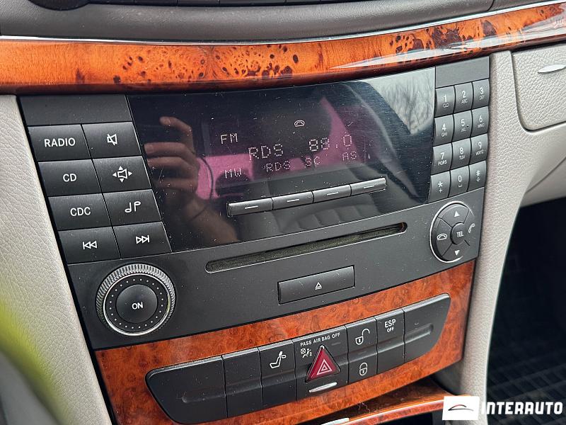 Mercedes E 220 12 mercedes e 220 2006