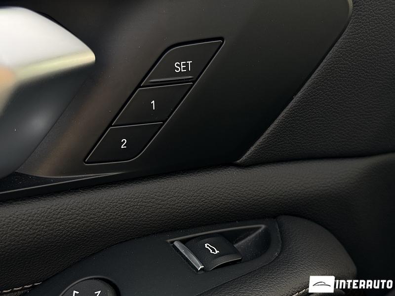 BMW X5 4.0i 21 bmw x5 4.0i 2019