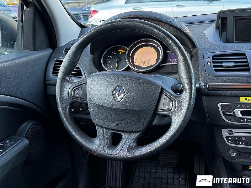 Renault Megane 11 renault megane 2010