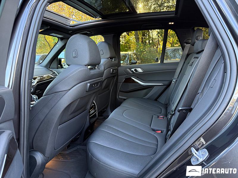 BMW X5 4.0i 24 bmw x5 4.0i 2019