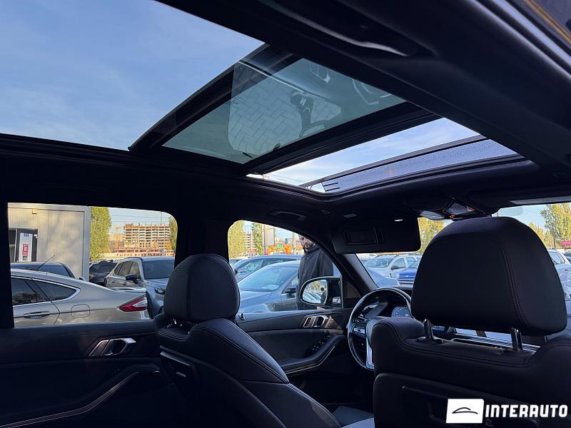 BMW X5 4.0i 22 bmw x5 4.0i 2019