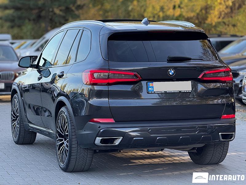 BMW X5 4.0i 4 bmw x5 4.0i 2019