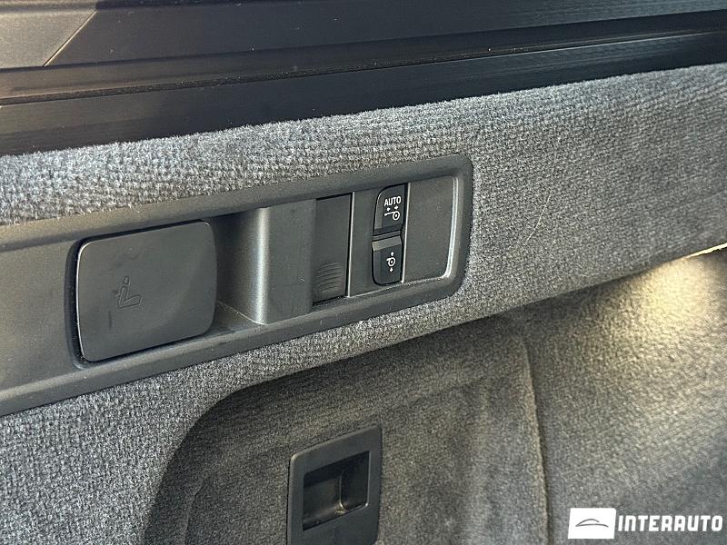 BMW X5 4.0i 26 bmw x5 4.0i 2019