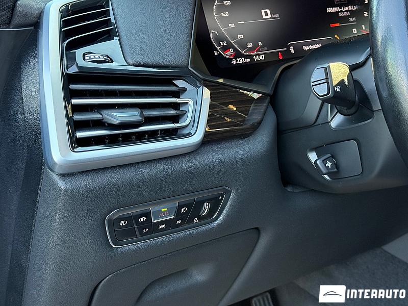 BMW X5 4.0i 10 bmw x5 4.0i 2019