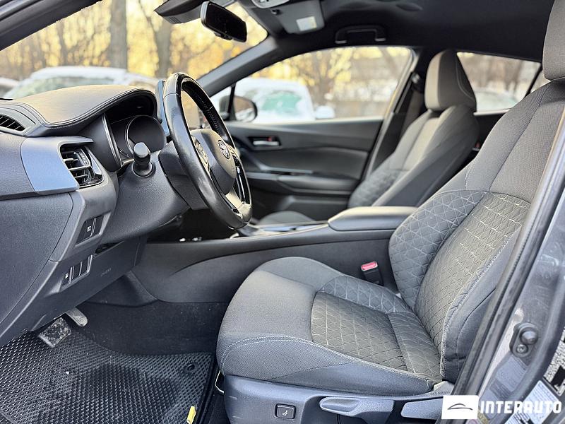 Toyota C-HR 9 toyota c-hr 2020