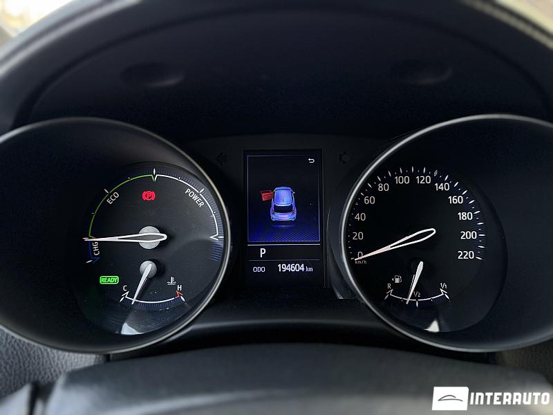 Toyota C-HR 13 toyota c-hr 2020