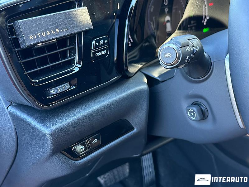 Lexus NX 450H+ 8 lexus nx 450h+ 2023