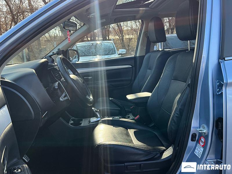 Mitsubishi Outlander 6 mitsubishi outlander 2014