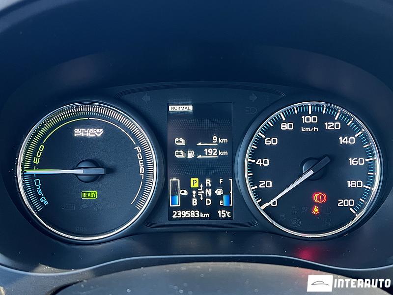 Mitsubishi Outlander 11 mitsubishi outlander 2014