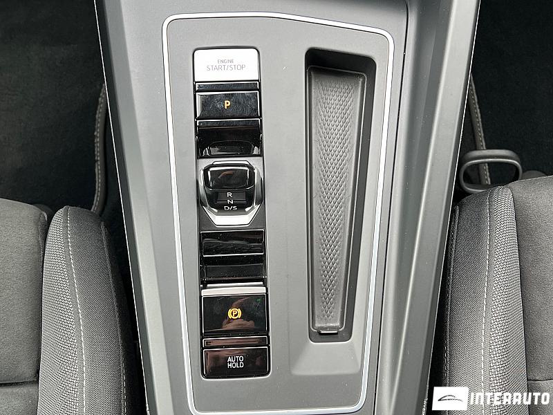 Volkswagen Golf 15 volkswagen golf 2020