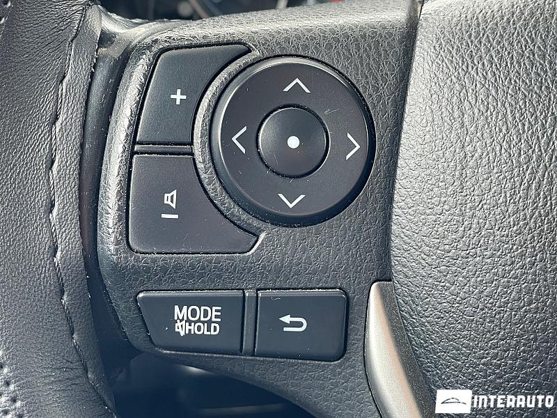 Toyota Auris 8 toyota auris 2014