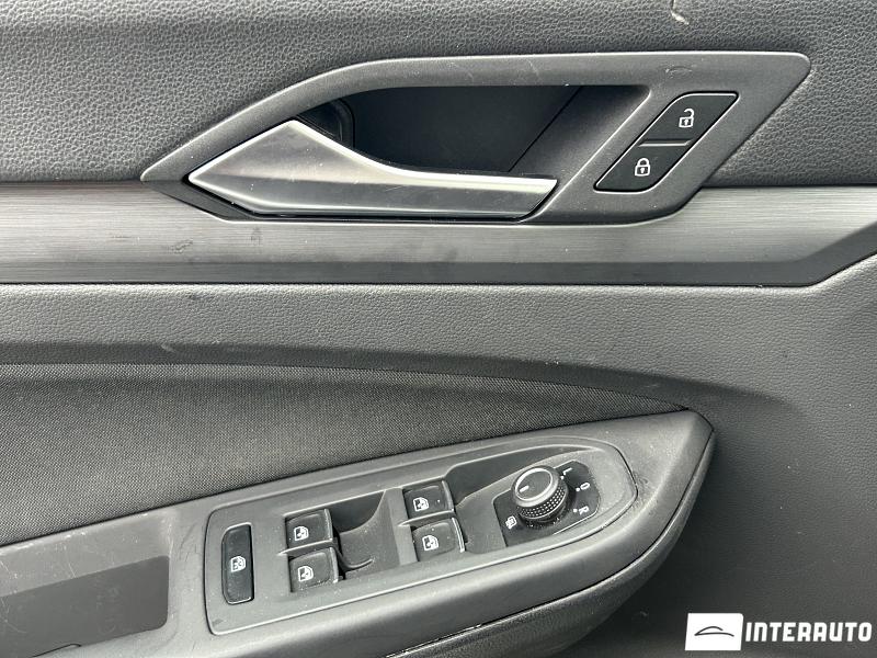 Volkswagen Golf eHybrid 6 volkswagen golf ehybrid 2021