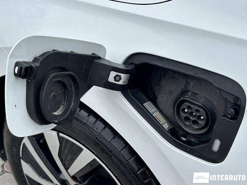 Volkswagen Golf eHybrid 21 volkswagen golf ehybrid 2021