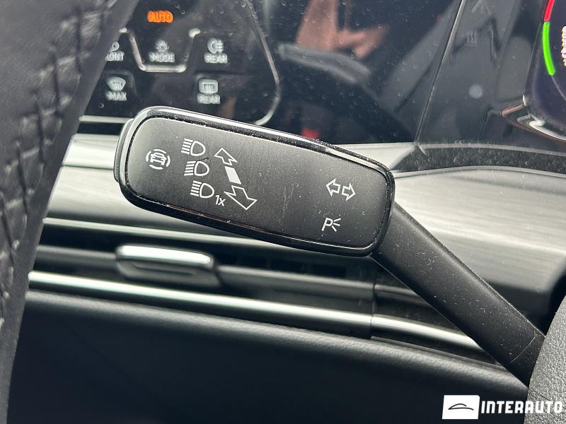 Volkswagen Golf eHybrid 9 volkswagen golf ehybrid 2021