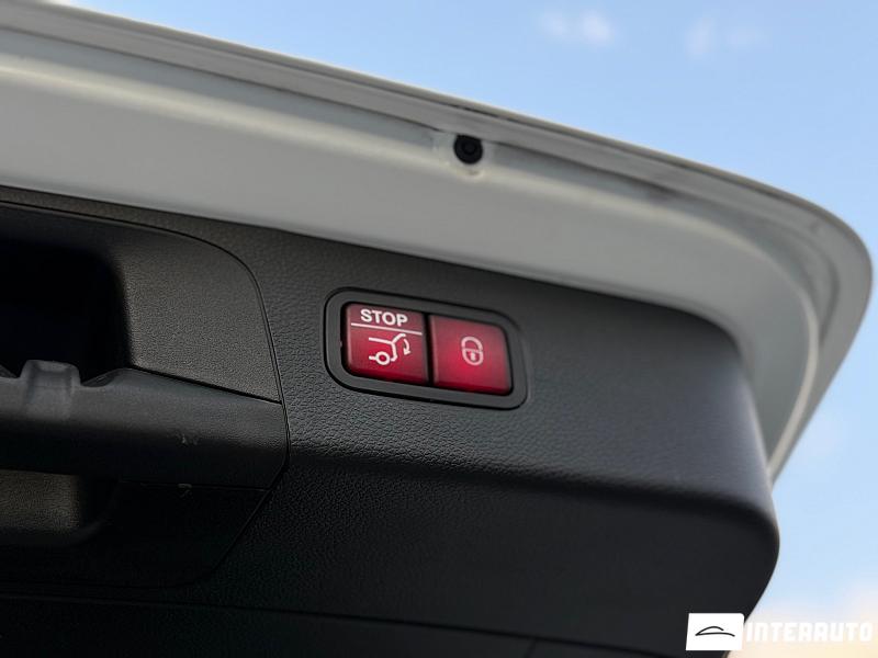 Mercedes GLC 300 22 mercedes glc 300 2019