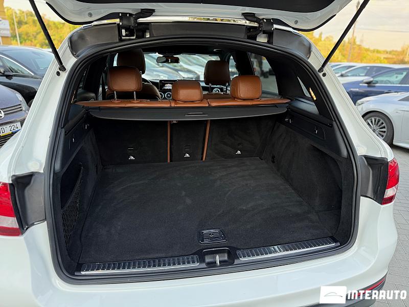 Mercedes GLC 300 21 mercedes glc 300 2019