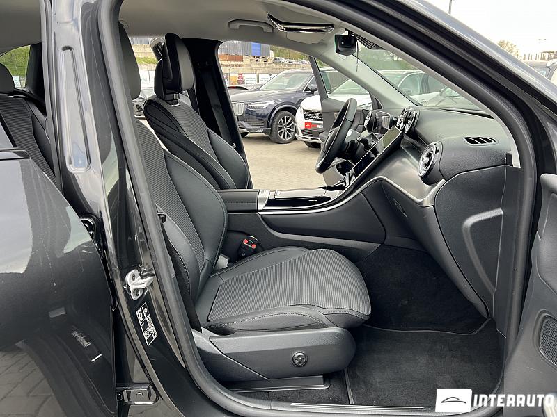 Mercedes GLC 220d 14 mercedes glc 220d 2024