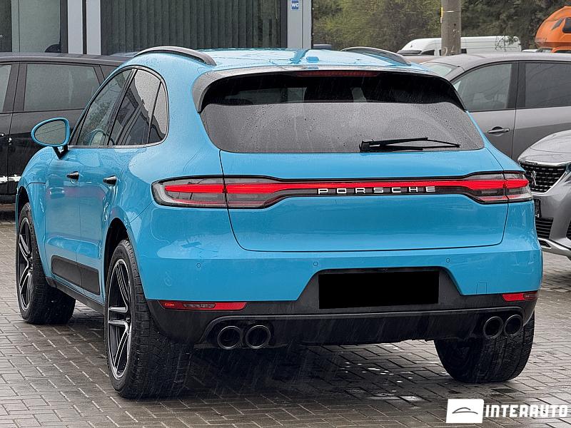 Porsche Macan 2 porsche macan 2019
