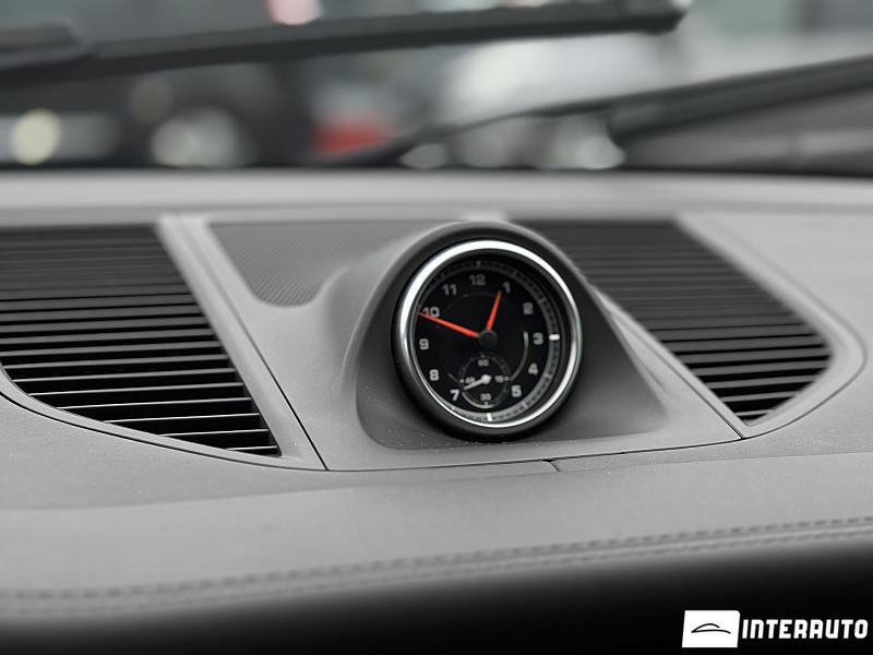 Porsche Macan 14 porsche macan 2019