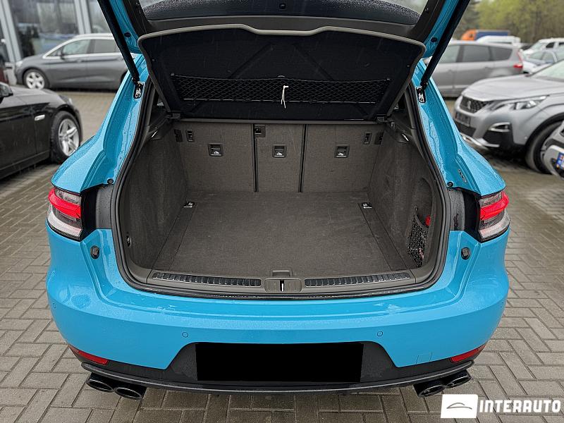 Porsche Macan 5 porsche macan 2019