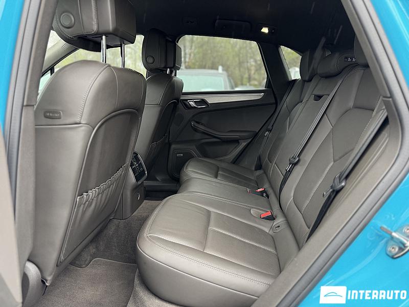 Porsche Macan 19 porsche macan 2019