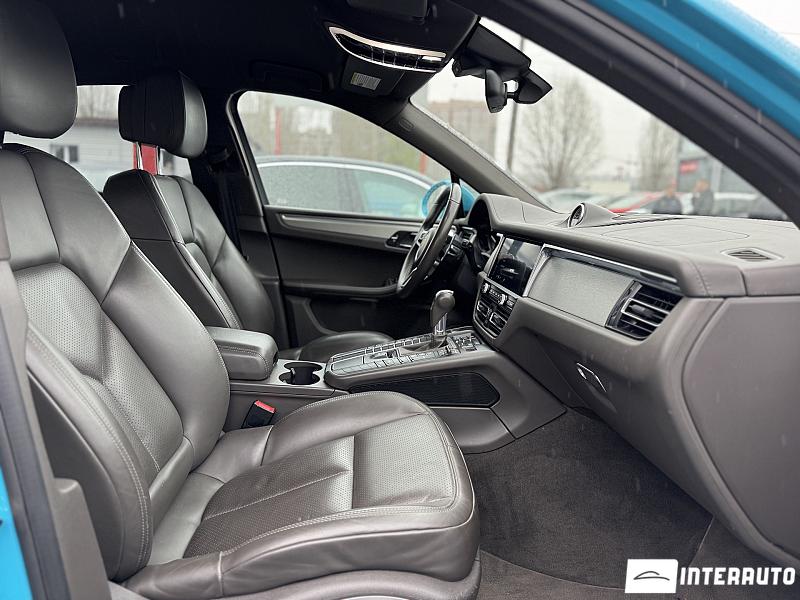 Porsche Macan 21 porsche macan 2019