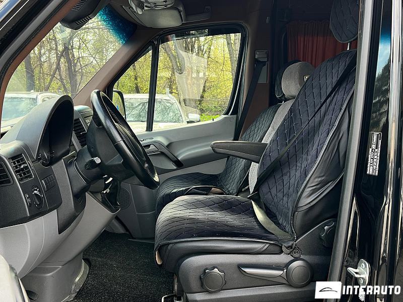 Mercedes Sprinter 8 mercedes sprinter 2017