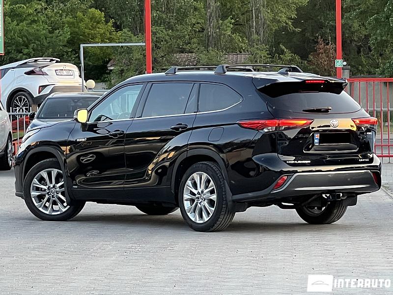 Toyota Highlander 2 toyota highlander 2021