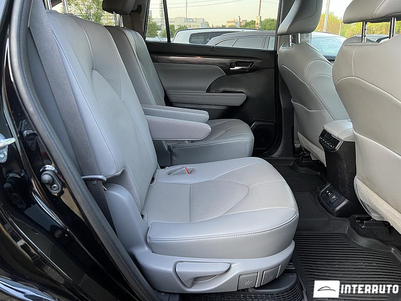 Toyota Highlander 23 toyota highlander 2021