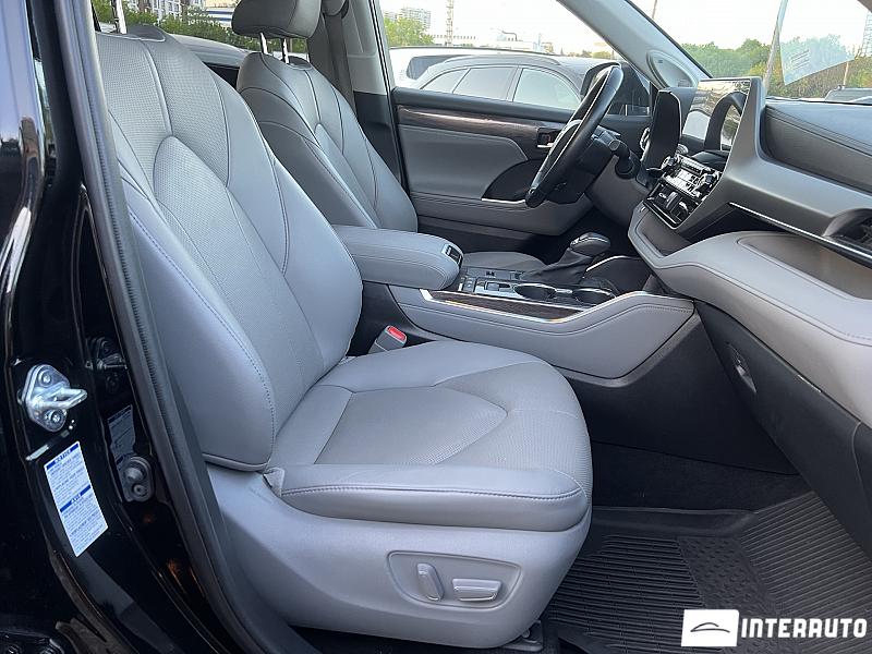 Toyota Highlander 18 toyota highlander 2021