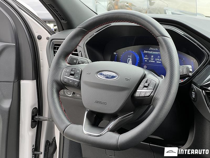 Ford Kuga 8 ford kuga 2020