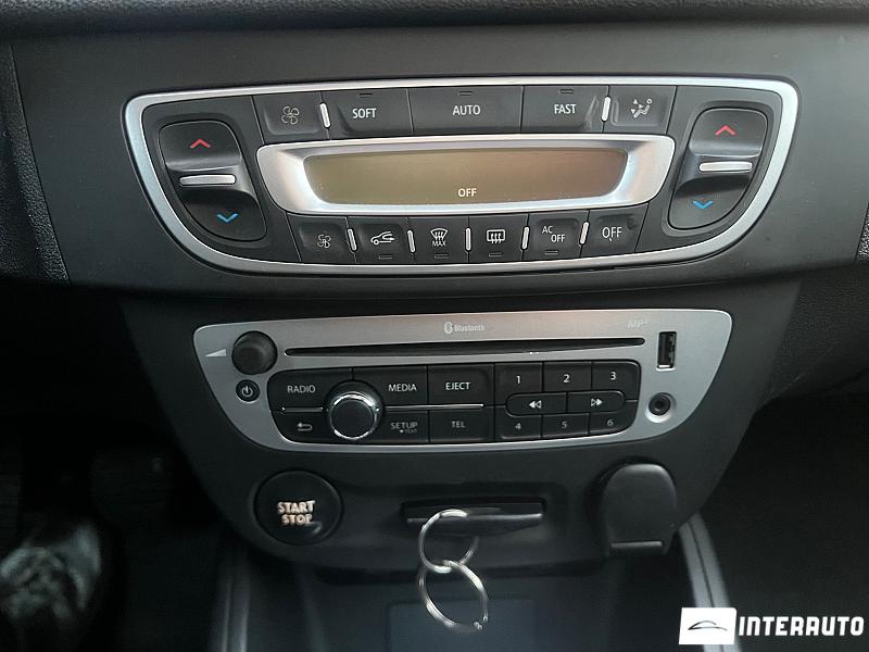 Renault Megane 12 renault megane 2015