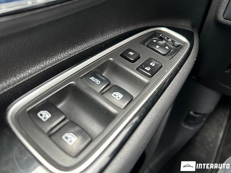 Mitsubishi Outlander 7 mitsubishi outlander 2015