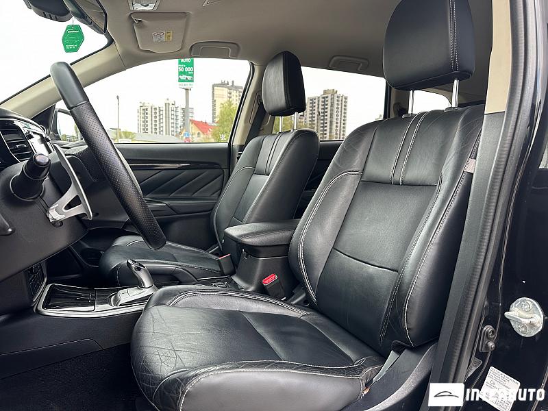 Mitsubishi Outlander 6 mitsubishi outlander 2015