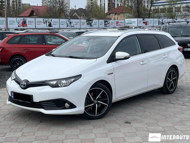 toyota auris 2018