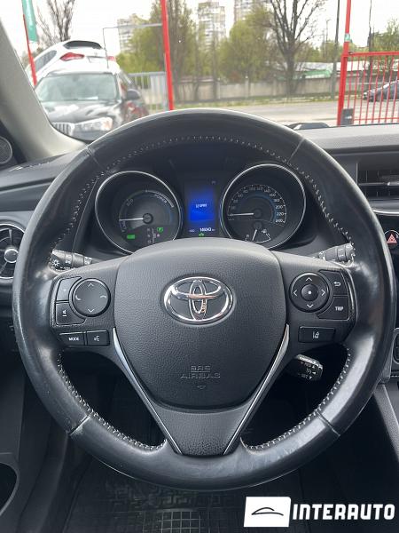Toyota Auris 9 toyota auris 2018