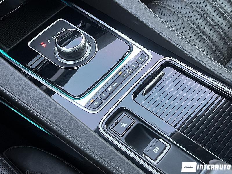 Jaguar F-Pace 18 jaguar f-pace 2016