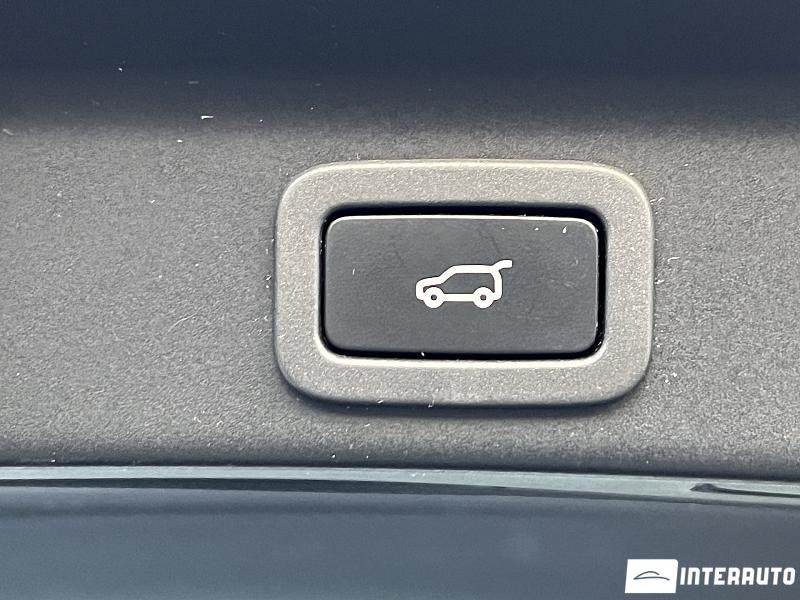 Jaguar F-Pace 27 jaguar f-pace 2016