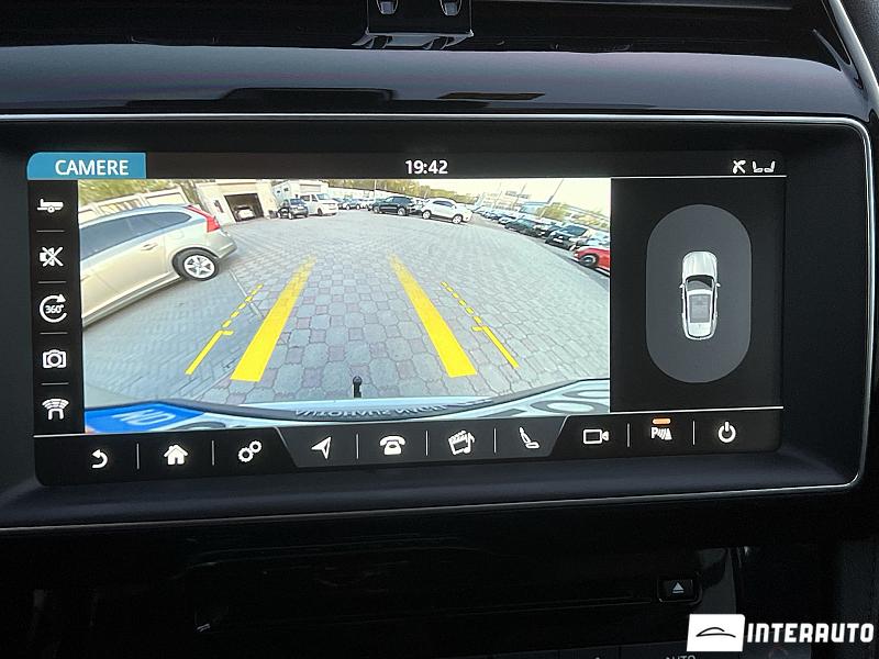 Jaguar F-Pace 17 jaguar f-pace 2016